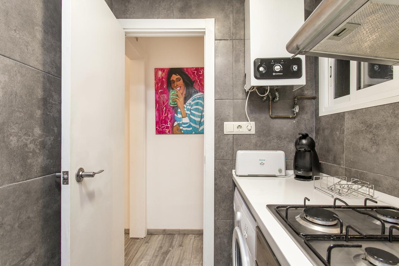 Apartamento Baba L'Hospitalet de Llobregat Exterior foto